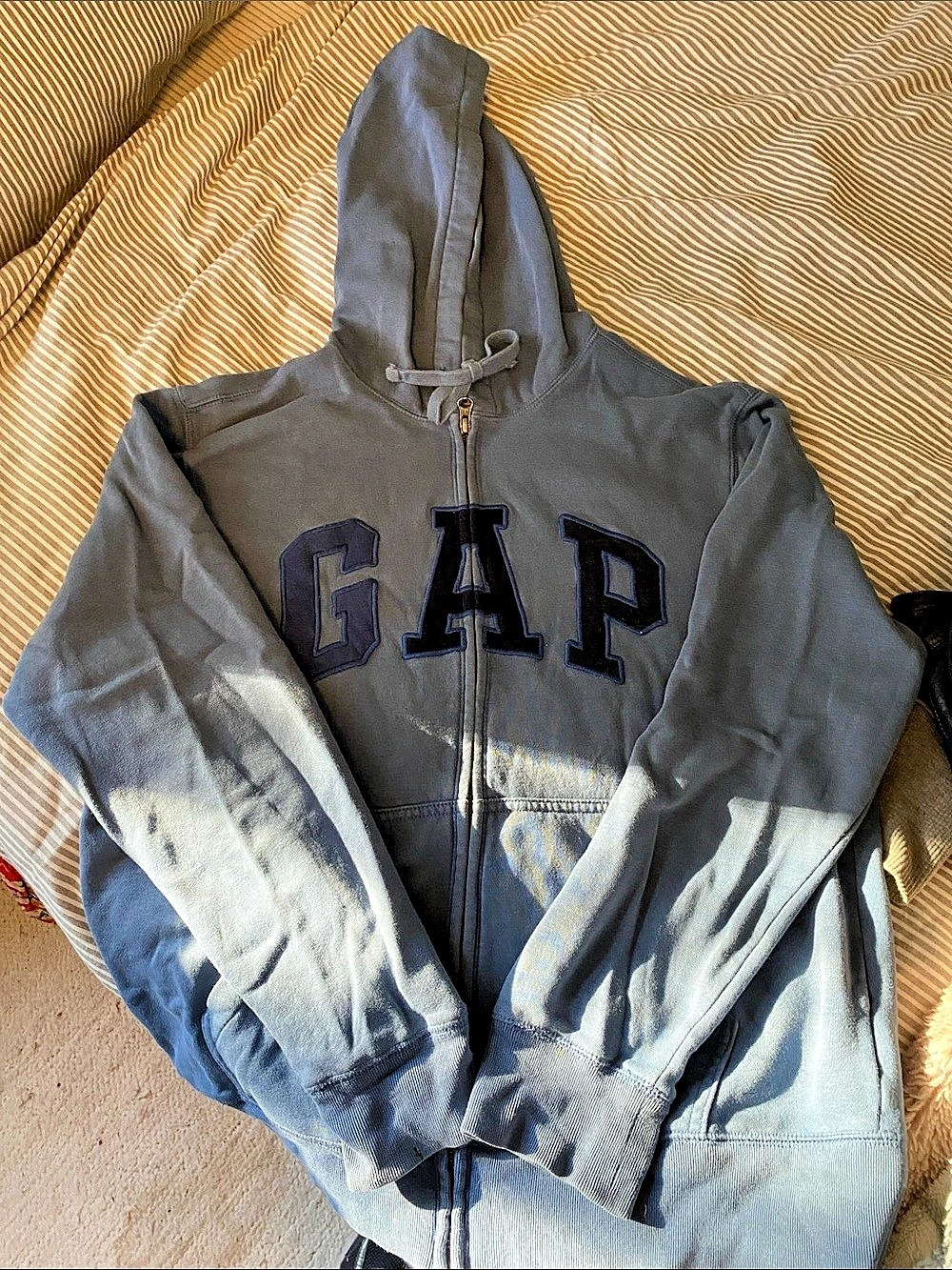 Gap VintageSoft Arch Logo Zip Hoodie Jacket in Gray